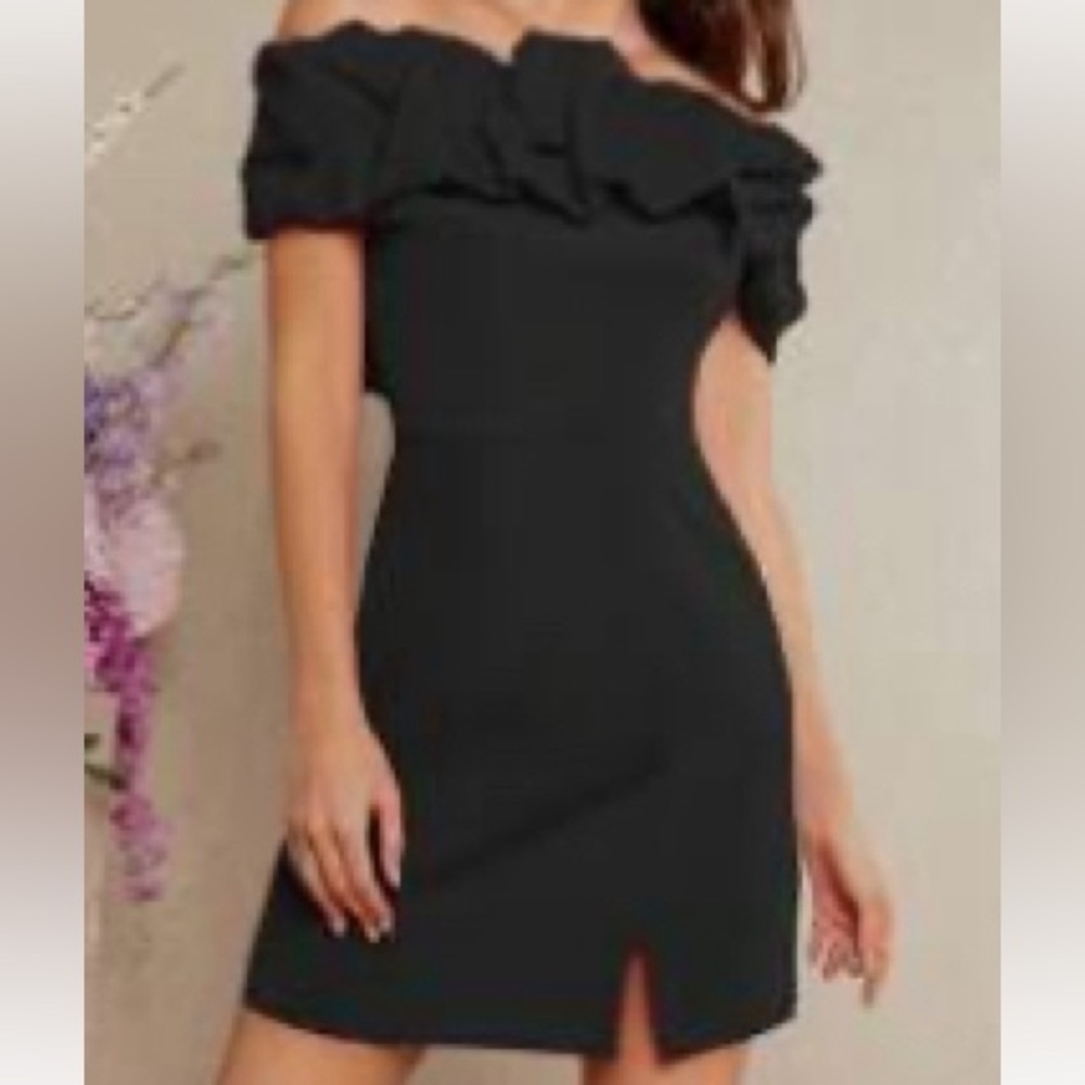 NEW Homecoming Dress Off the Shoulder Black Simple Dress Size XS Ruffle Shoulder